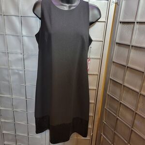 Vince Camuto size 6 NWT black dress